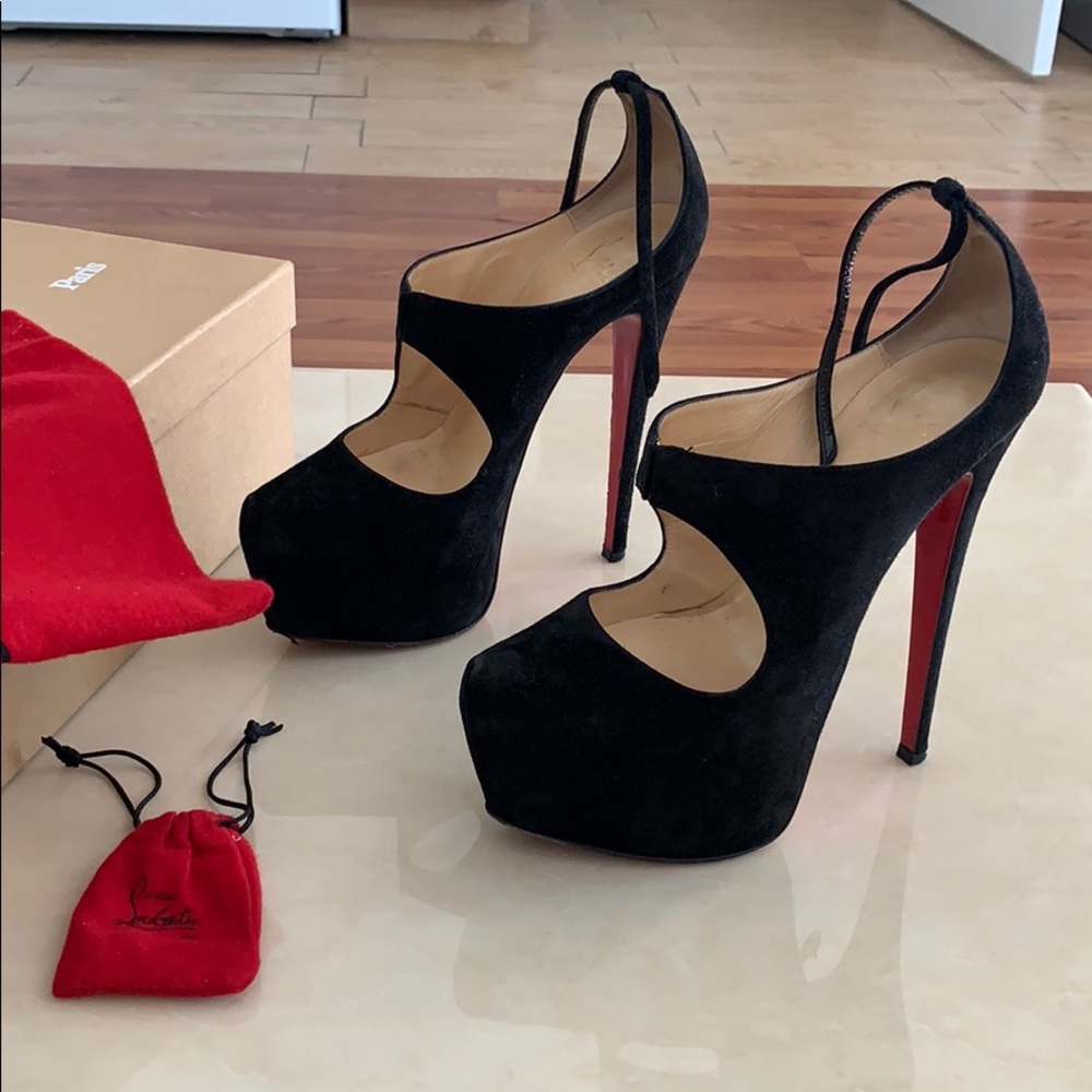 COPY - Shoes 👠 Christian Louboutin